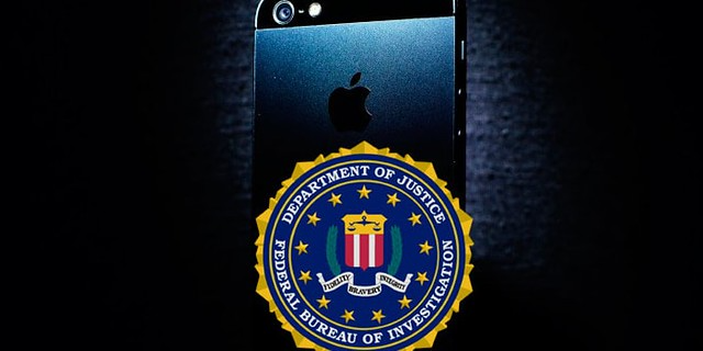 FBI warning to iPhone and Android users
